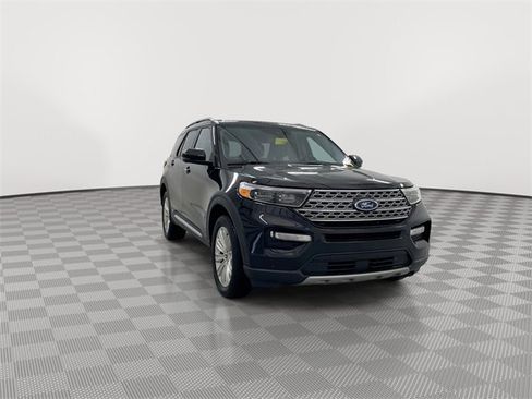 Used 2021 Ford Explorer Limited w/ Hybrid Equipment Group 310A image 2