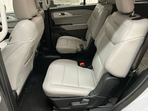 New 2026 Ford Explorer Active w/ Active Comfort Package AWD/4WD image 13