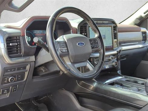 Used 2022 Ford F150 Lariat image 9