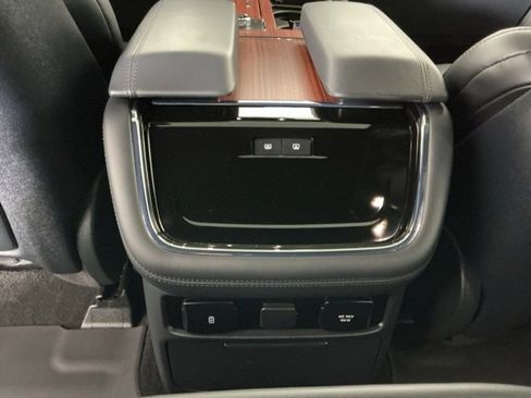 Used 2024 Lincoln Navigator Reserve w/ Equipment Group 201A image 28