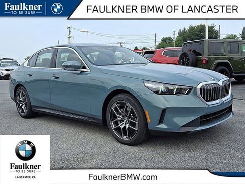 Used 2026 BMW 530i xDrive image 1