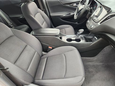 Used 2025 Chevrolet Malibu LT FWD image 15