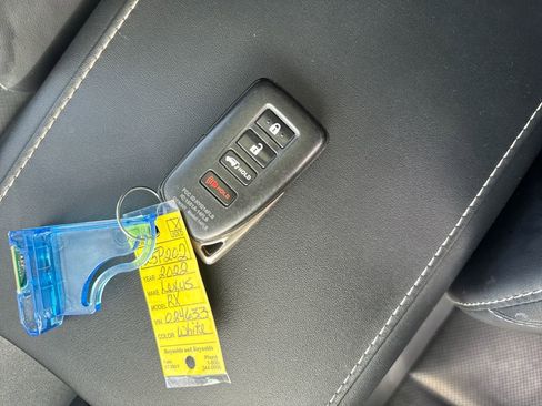 Used 2022 Lexus RX 350L FWD w/ Premium Package image 35