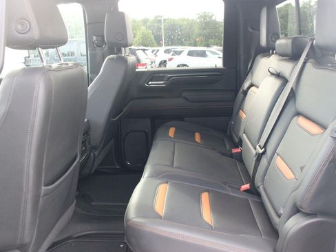 Used 2024 GMC Sierra 3500 AT4 w/ AT4 Premium Plus Package AWD/4WD image 34