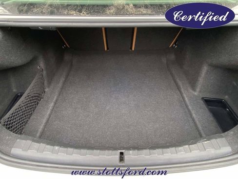 Used 2023 BMW 330i Sedan w/ Premium Package image 8