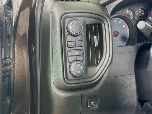Used 2019 Chevrolet Silverado 1500 Custom Trail Boss w/ Custom Convenience Package AWD/4WD image 12