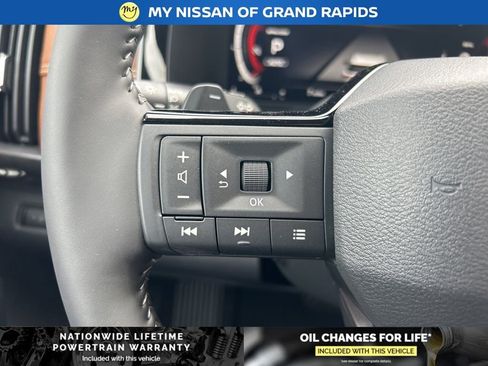 New 2026 Nissan Pathfinder Platinum image 14