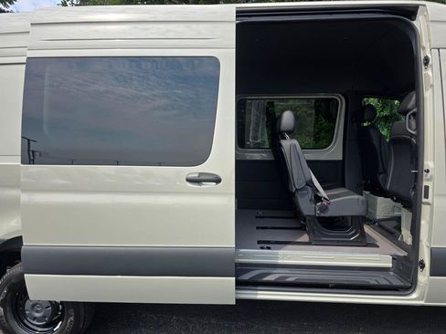 New 2026 Mercedes-Benz Sprinter 2500 image 23