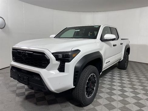 New 2026 Toyota Tacoma TRD Off-Road AWD/4WD image 3
