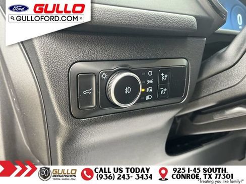 Certified 2023 Ford Escape ST-Line Select AWD/4WD image 19