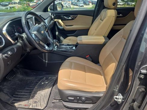 Used 2019 Chevrolet Blazer Premier w/ Sun and Wheels Package AWD/4WD image 7