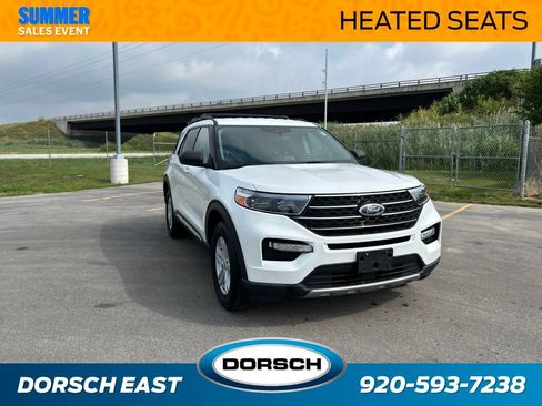 Certified 2023 Ford Explorer XLT w/ Equipment Group 202A AWD/4WD image 4