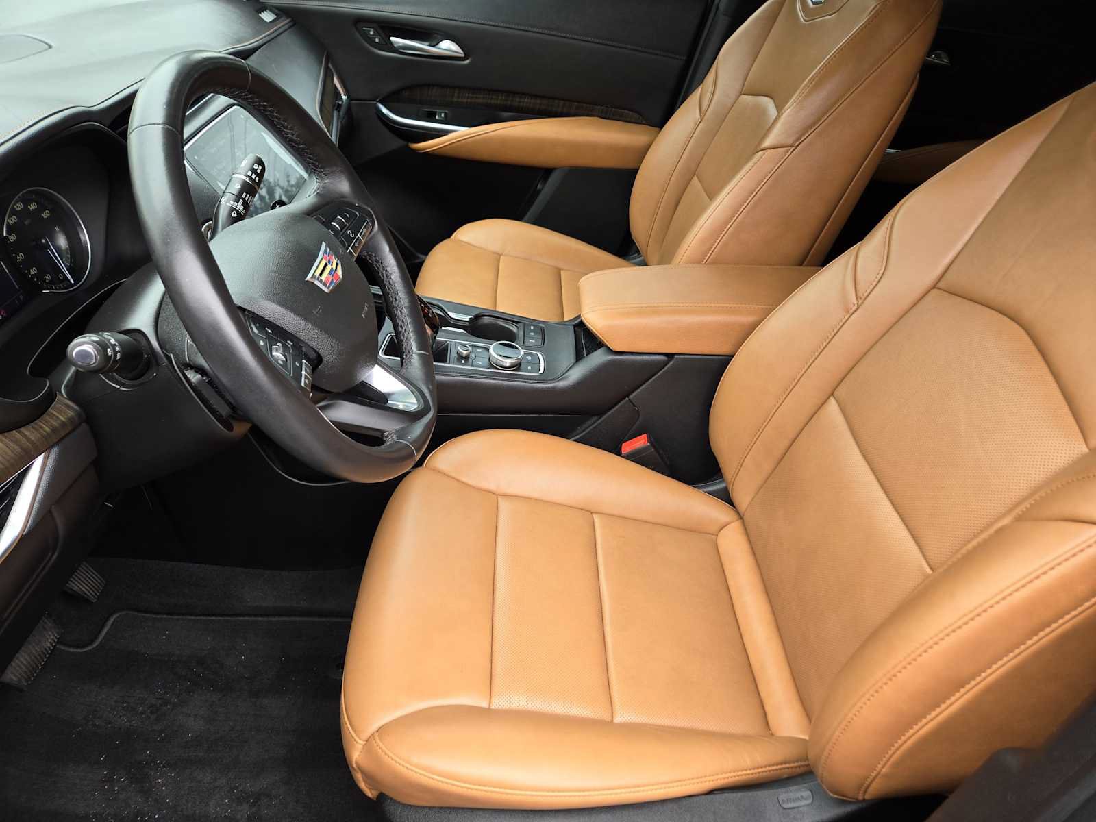 Certified 2023 Cadillac XT4 Premium Luxury FWD image 14