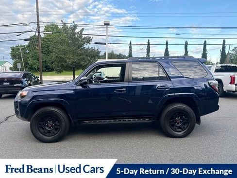 Used 2024 Toyota 4Runner TRD Off-Road Premium w/ Moonroof Package AWD/4WD image 18