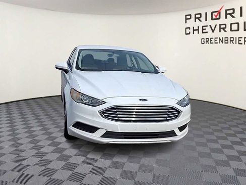 Used 2018 Ford Fusion S image 3