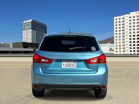 Used 2014 Mitsubishi Outlander Sport SE image 4