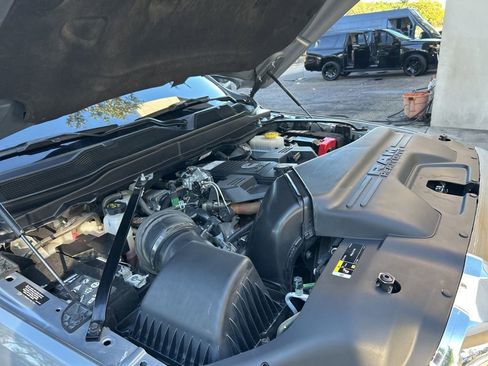 Used 2024 RAM 3500 Big Horn image 10