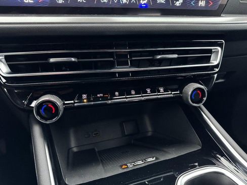 New 2026 Chevrolet Traverse LT w/ Driver Confidence Package image 38