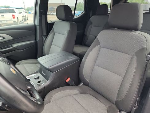 Used 2023 Chevrolet Traverse LT AWD/4WD image 12