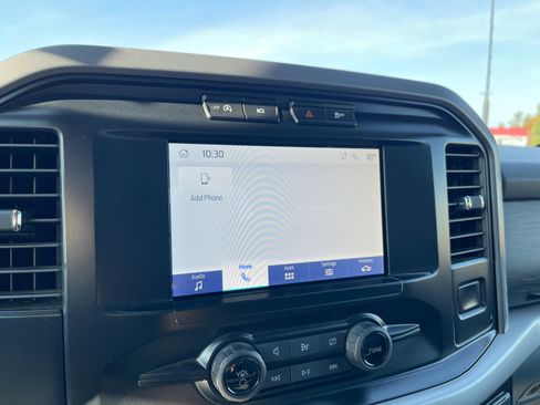 Used 2023 Ford F150 XLT image 43