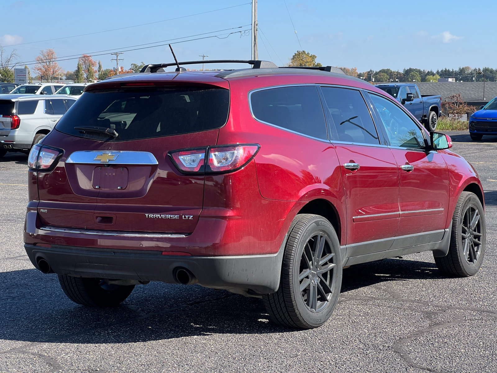 Used 2015 Chevrolet Traverse LTZ AWD/4WD image 17