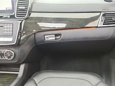 Used 2018 Mercedes-Benz GLE 43 AMG 4MATIC Coupe image 40