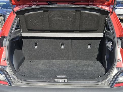 Used 2022 Hyundai Kona SEL image 8