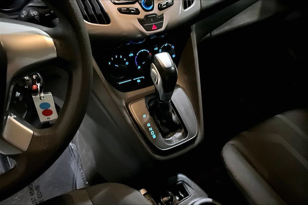 Certified 2017 Ford Transit Connect XLT FWD image 26