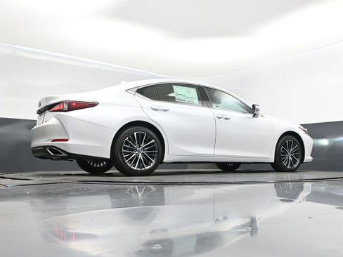 New 2025 Lexus ES 350 w/ Premium Package image 42