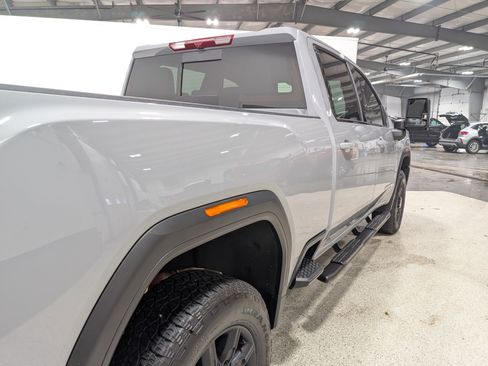 Used 2025 GMC Sierra 3500 AT4 image 3