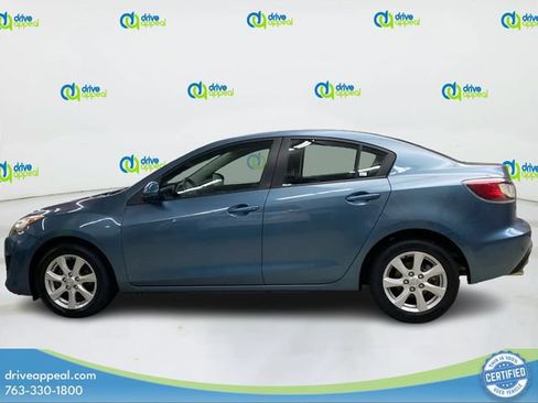 Used 2010 MAZDA MAZDA3 i Touring FWD image 9
