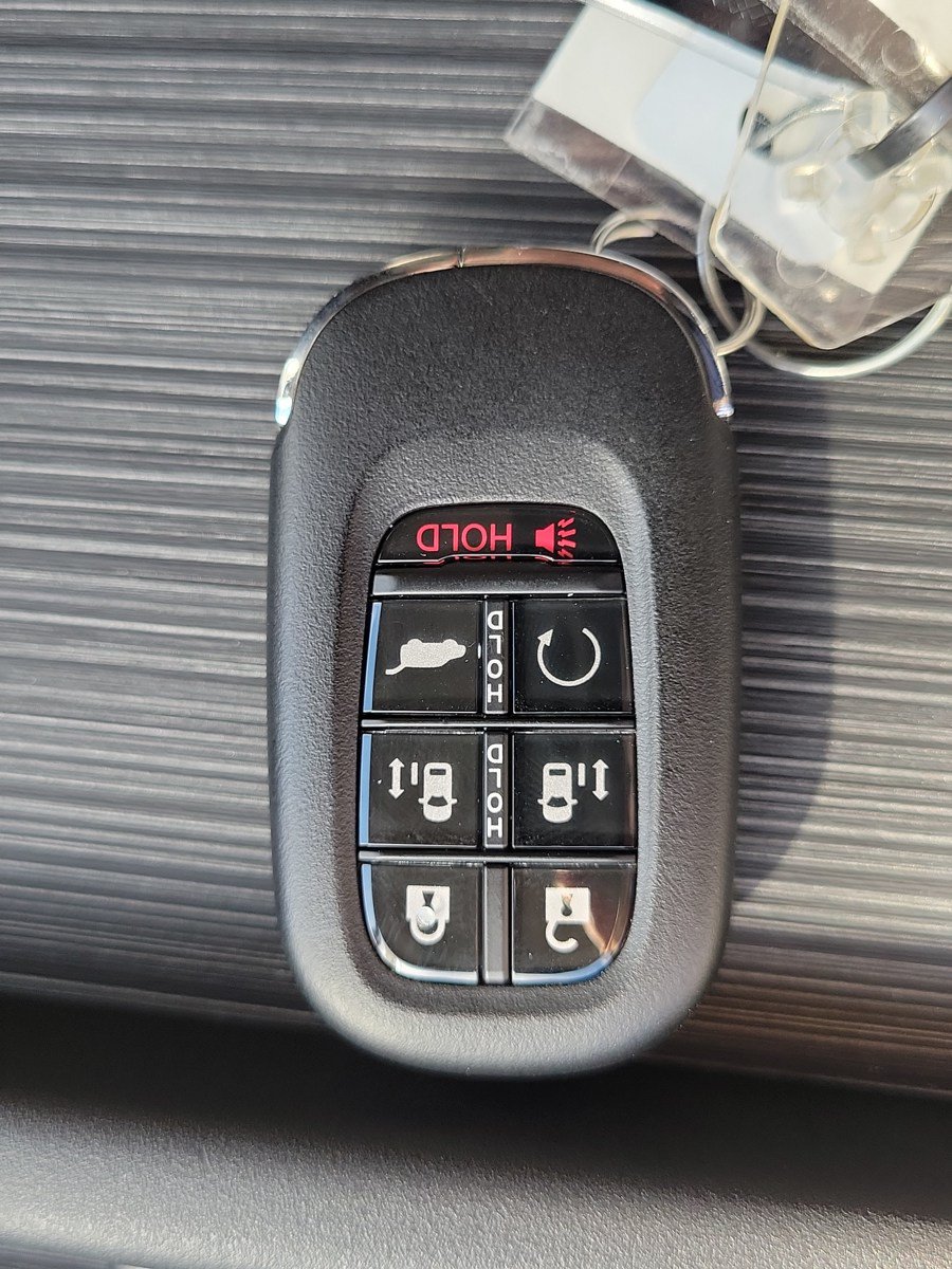 New 2027 Honda Odyssey Elite image 35