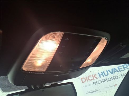 Used 2012 Chrysler 300 Limited image 25