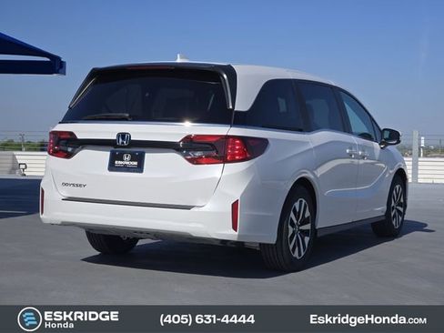 New 2026 Honda Odyssey EX-L image 4