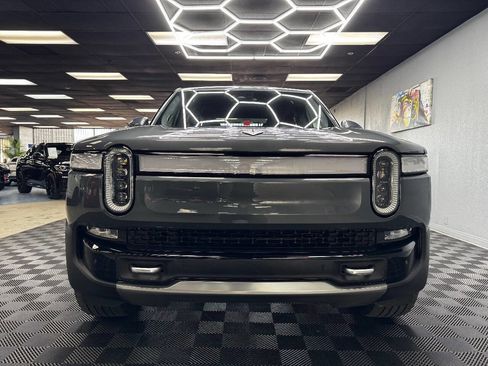 Used 2022 Rivian R1T Launch Edition image 3