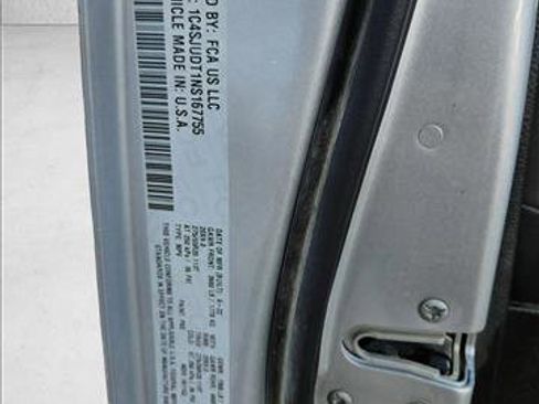 Used 2022 Jeep Wagoneer Series III w/ Flexible Seating Group image 26