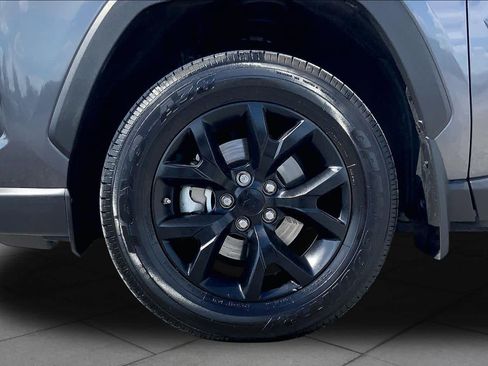 Used 2024 Toyota RAV4 LE FWD image 11