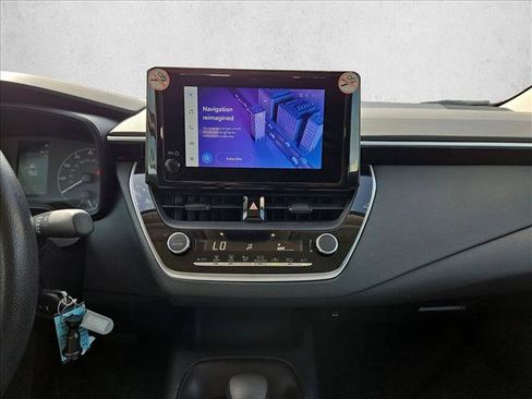 Used 2024 Toyota Corolla LE FWD image 14