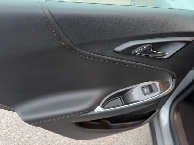 Used 2024 Chevrolet Malibu LT FWD image 12