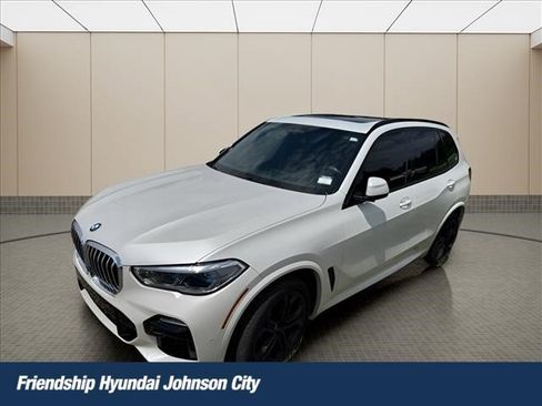 Used 2019 BMW X5 xDrive50i w/ M Sport Package AWD/4WD image 1