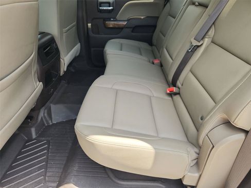 Used 2019 GMC Sierra 2500 SLT w/ Duramax Plus Package AWD/4WD image 22