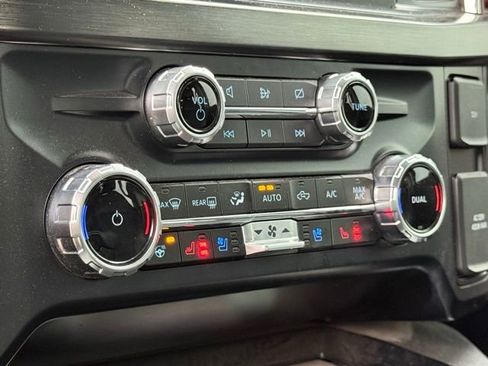 Used 2023 Ford F250 Lariat w/ Sport Appearance Package AWD/4WD image 24