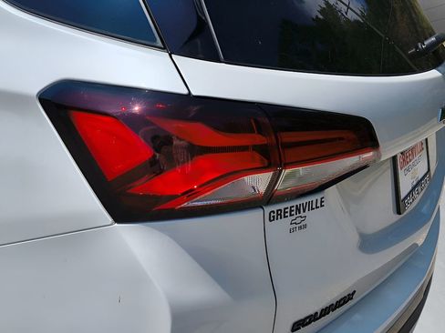 Used 2023 Chevrolet Equinox RS image 5