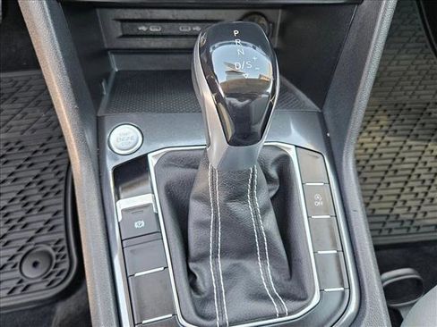 Certified 2022 Volkswagen Tiguan S FWD image 12