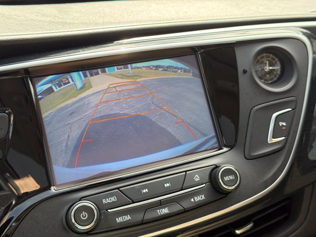 Used 2017 Buick Envision Essence FWD image 25