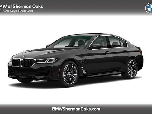 Certified 2023 BMW 530e w/ M Sport Package image 1