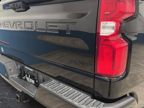 Used 2023 Chevrolet Silverado 1500 RST w/ Redline Edition image 32