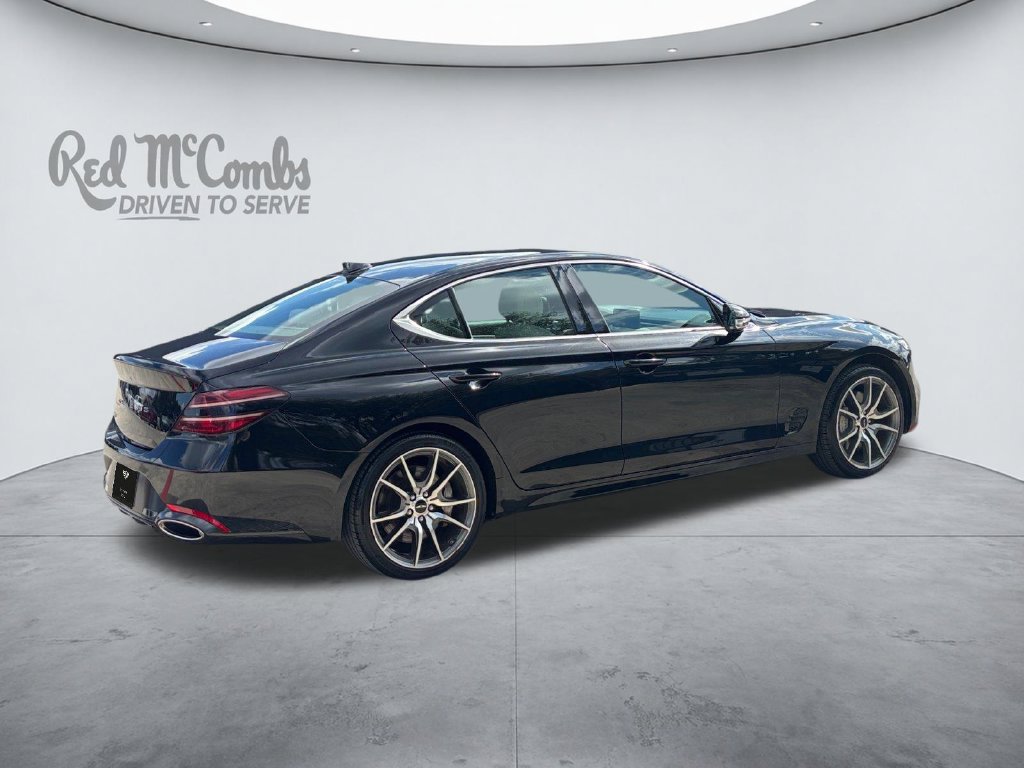Used 2024 Genesis G70 2.5T RWD image 5