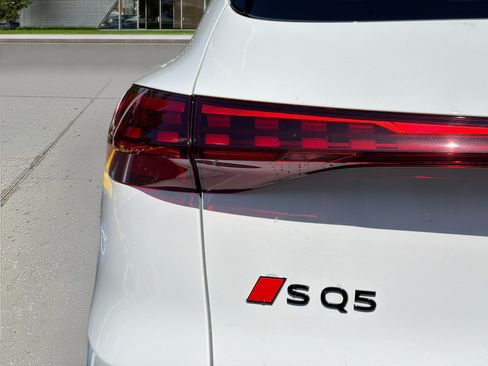 New 2026 Audi SQ5 Premium Plus AWD/4WD image 10