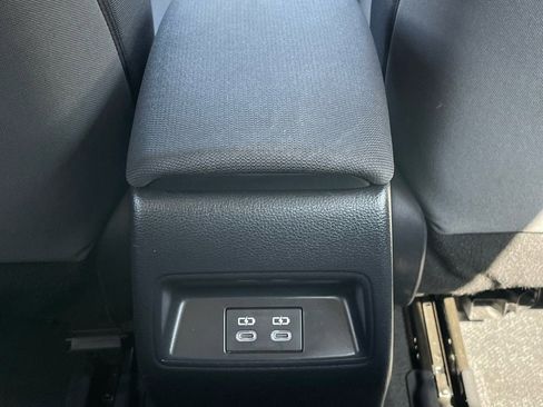 Used 2024 Toyota Corolla LE image 24